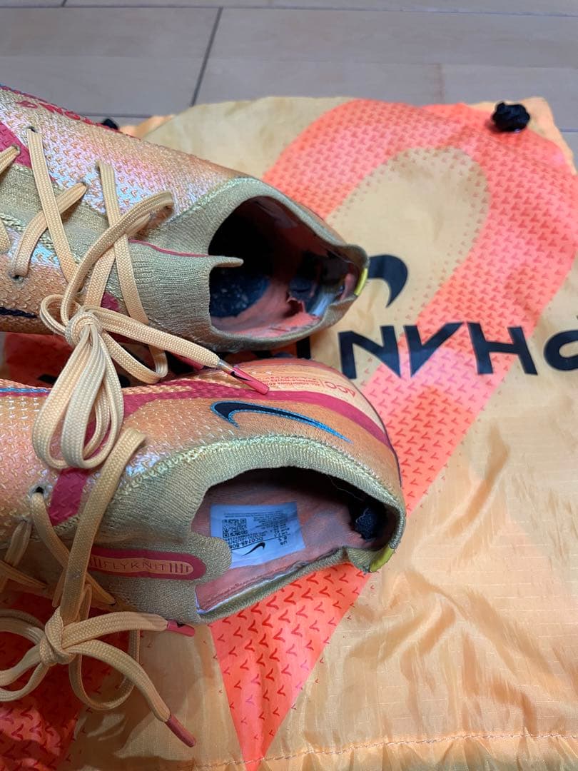 ナイキ　ファントムGT2 ag-pro