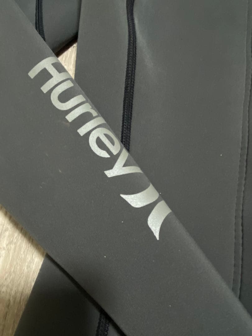 Hurley 長袖タッパー レディース M 2mm