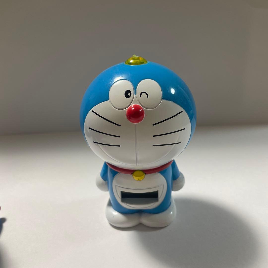 色々なドラえもんグッズ ボックス　ハンカチ　ファイル　フィギュアなど　匿名配送