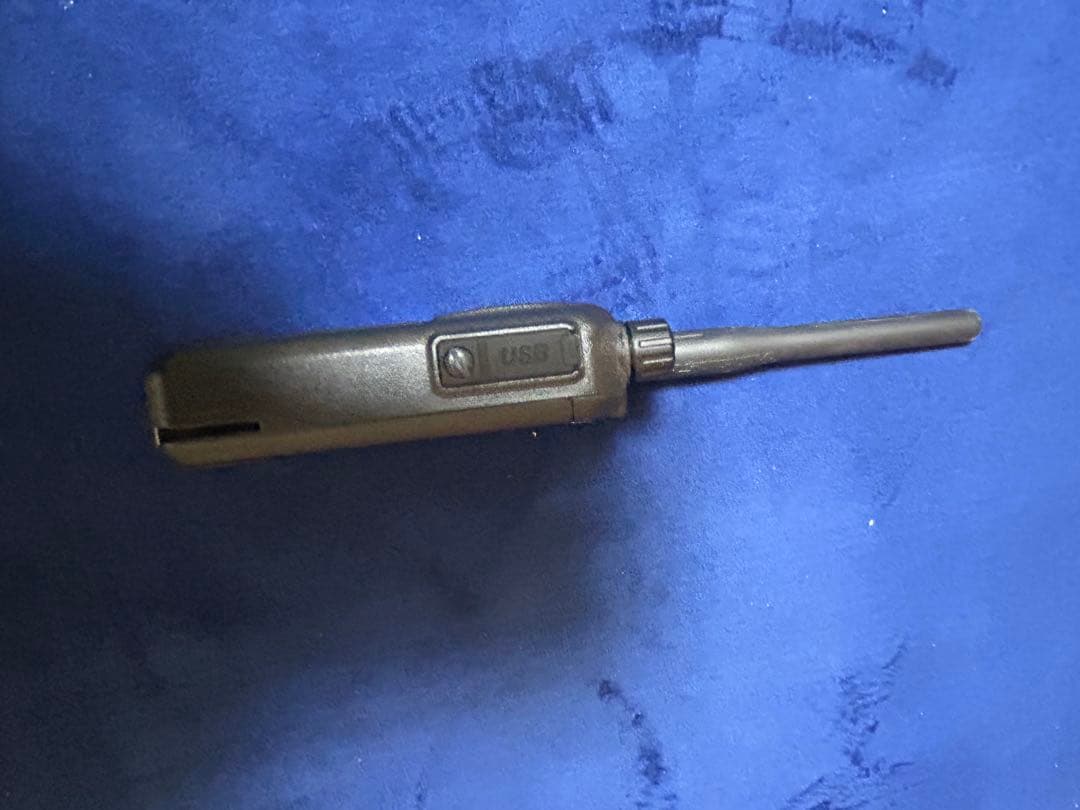 デジタル簡易無線　FC-D301 30チャンネル　5W