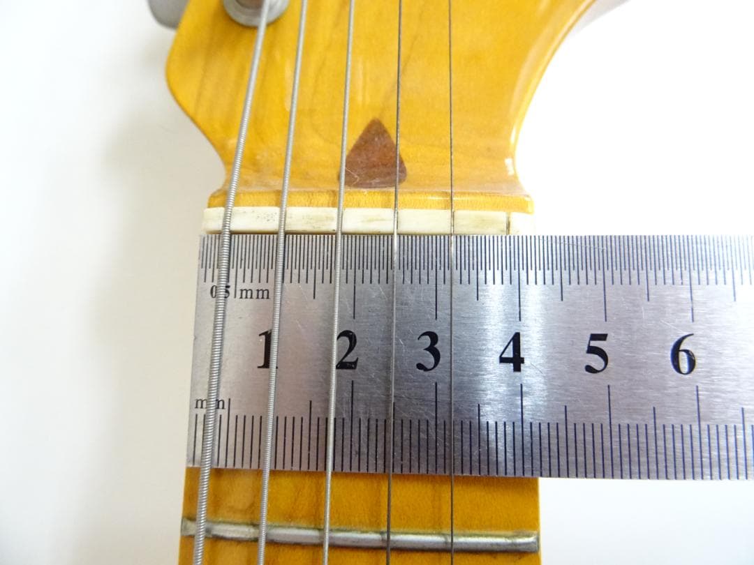 マ*)様 広036 フェンダー エレキギター Rシリアル