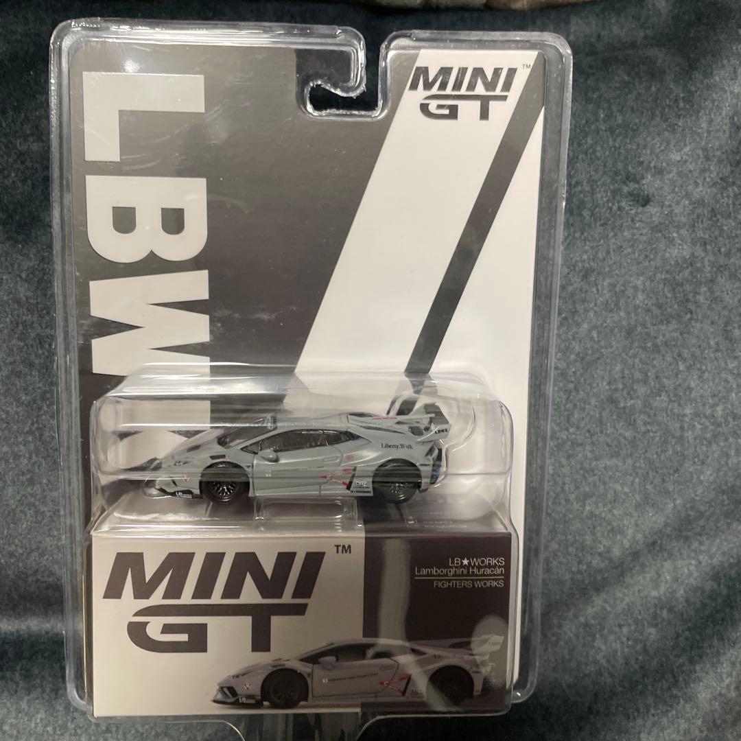★MINI GT ランボルギーニ　ウラカン　FIGHTER ファイター★