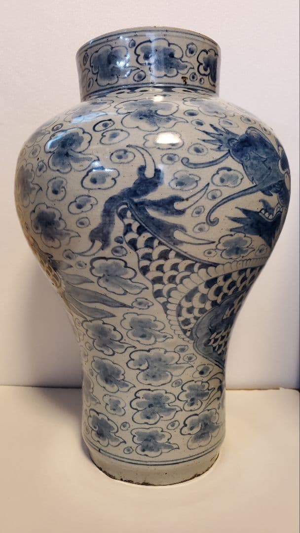 朝鮮美術　李朝　白磁染付　雲龍紋様　大壺