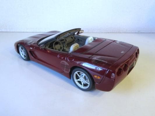 AUTOart 1/18 コルベット 50周年記念モデル