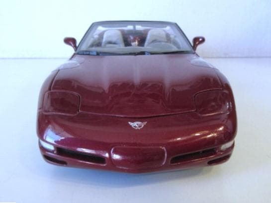 AUTOart 1/18 コルベット 50周年記念モデル