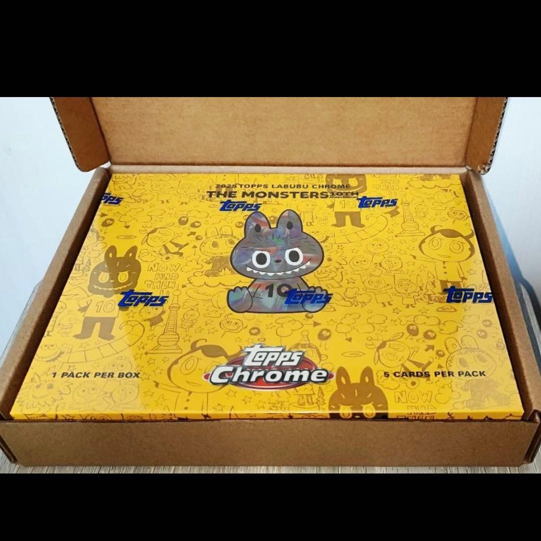 Topps Chrome 10周年記念ボックス ラブブpopmart 新品未開封