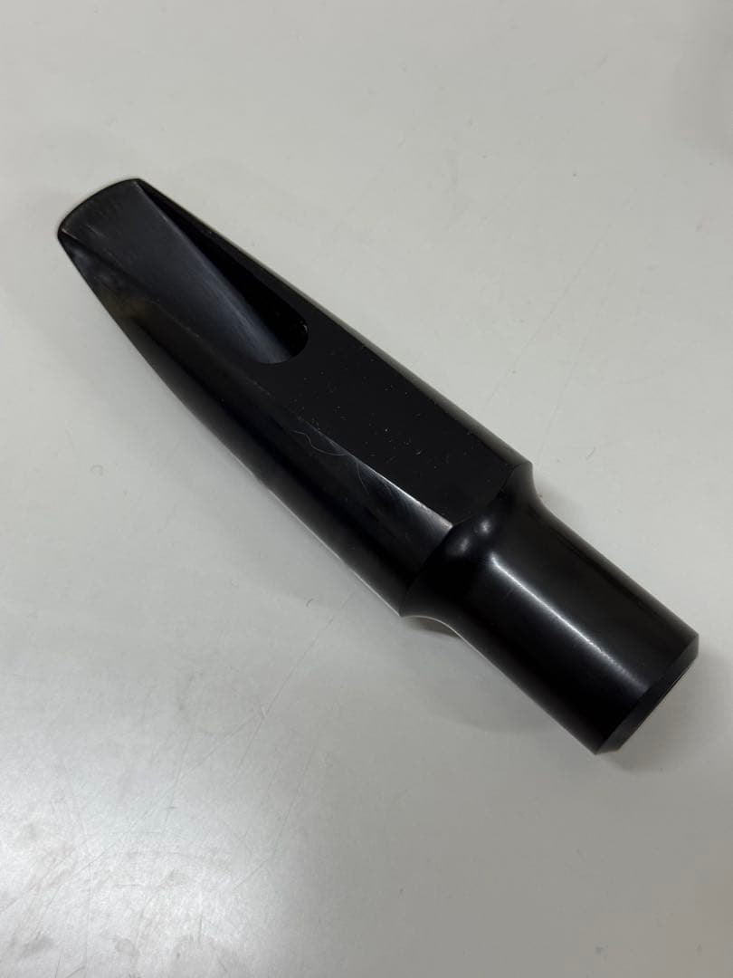 ヤナギサワ バリトンサックス用マウスピース No.5 純正リガチャーとキャップ