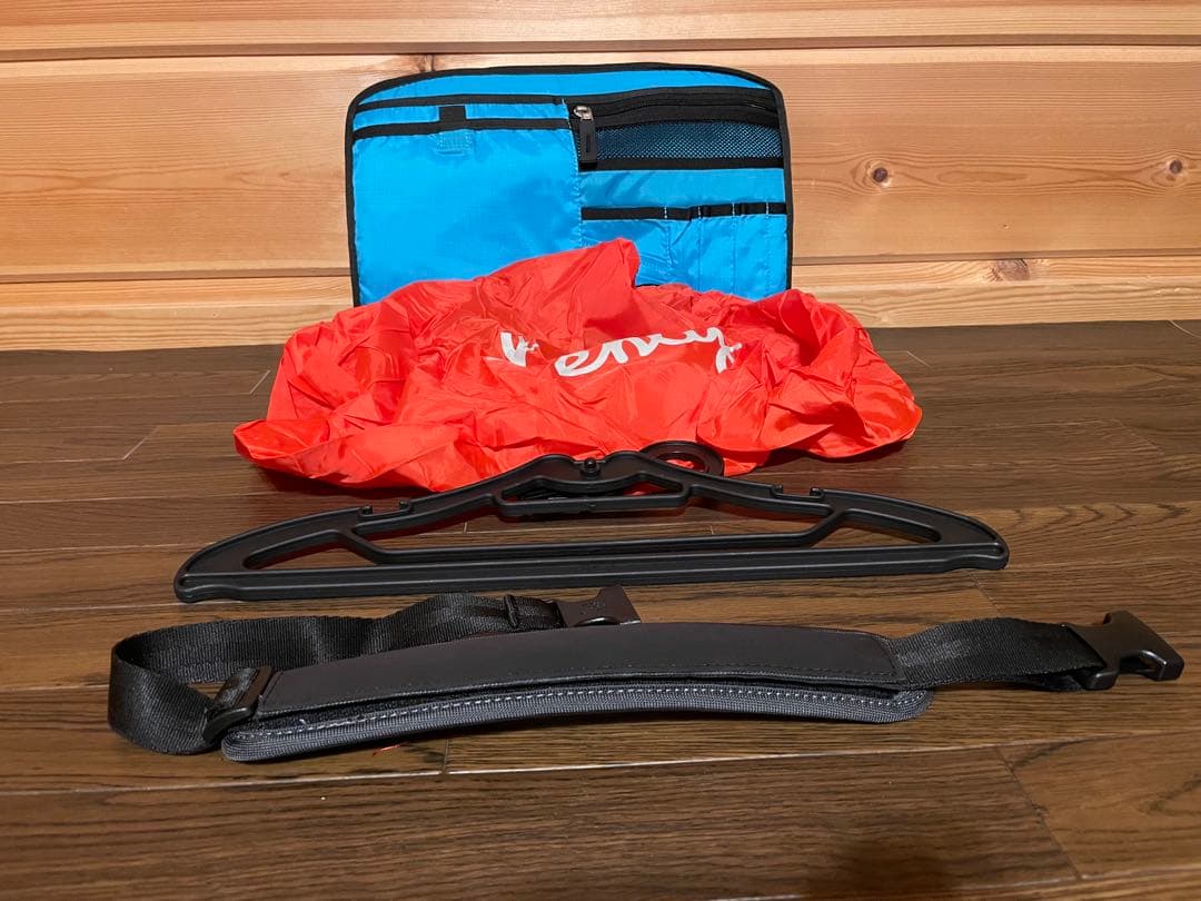 旅行かばん・小分けバッグ Henty Wingman Compact