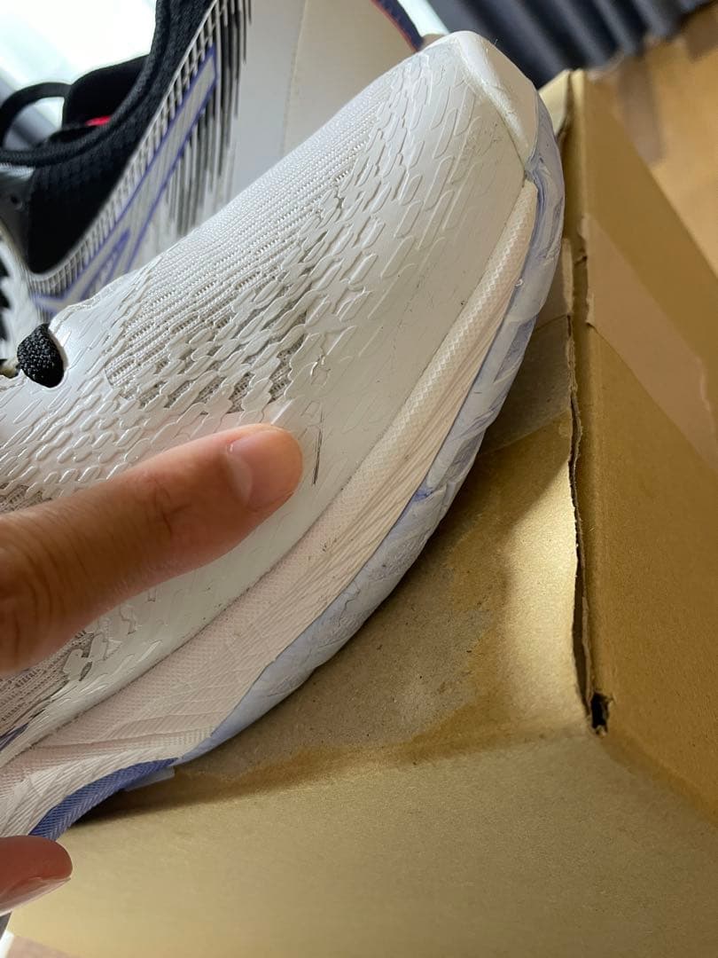 美品バレーシューズ　V-SWIFT FF 4 27.0cm 2E ローカット