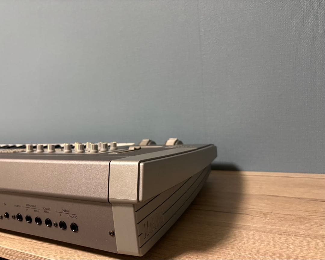 【動作良好】KORG Z1 シンセサイザー 物理モデリング MOSS音源