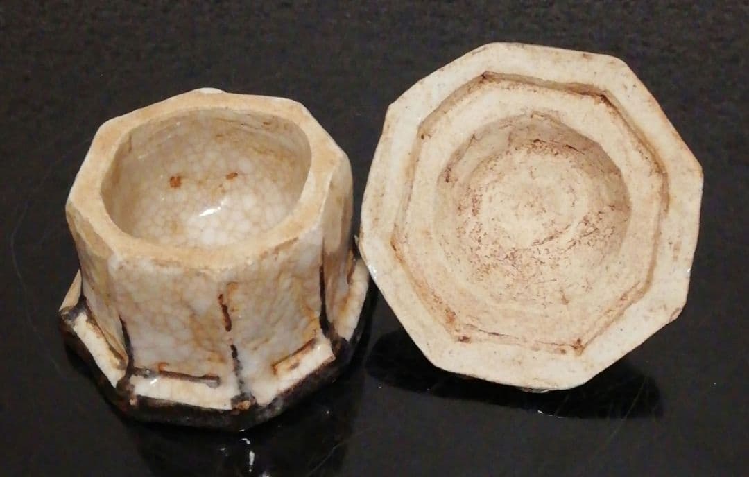 有隣斎書付　志野焼　圓堂　香合　共箱　共布　茶道具