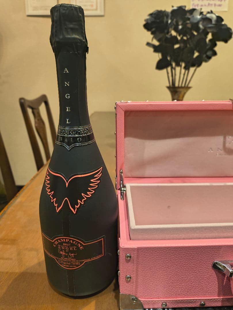 ANGEL シャンパン　ヘイロー　ピンク 750ml 専用ボックス付き