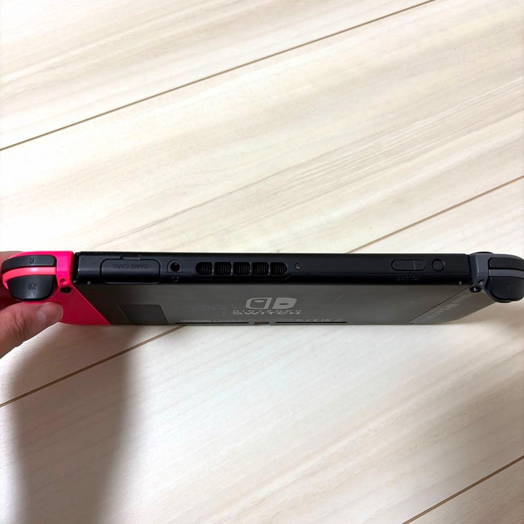 Nintendo Switch 本体 ブラック ピンクジョイコン ホワイト