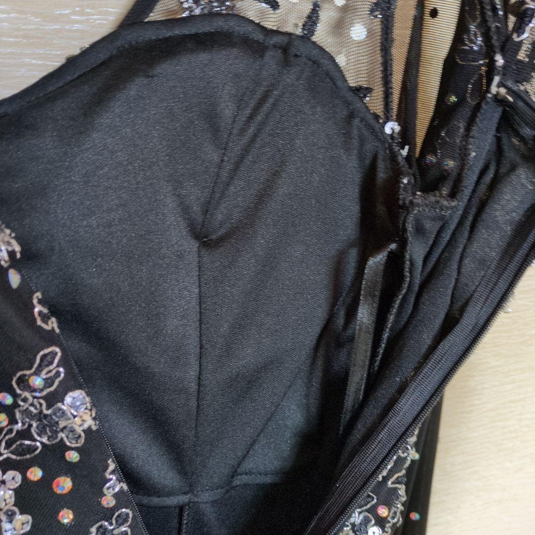 社交ダンス　ビーズ装飾　黒ドレス