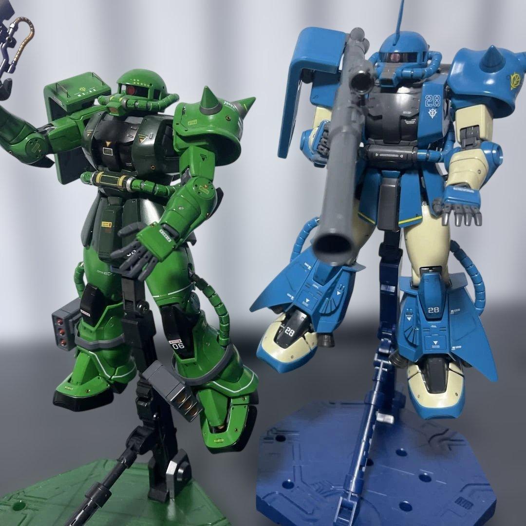 MG1/100ロバート・ギリアム専用ザクⅡと MG量産型ザクⅡの2体セット