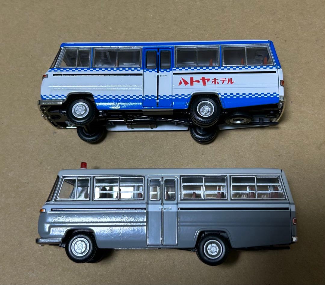 トミカリミテッドヴィンテージネオ ニッサン シビリアン　2台セット