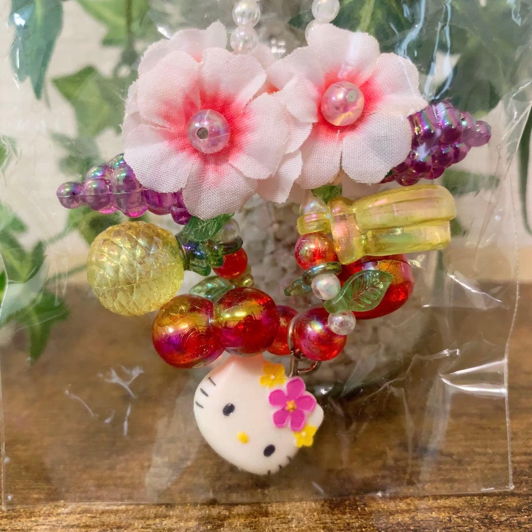 サンリオ　ハローキティ トロピカルストラップ