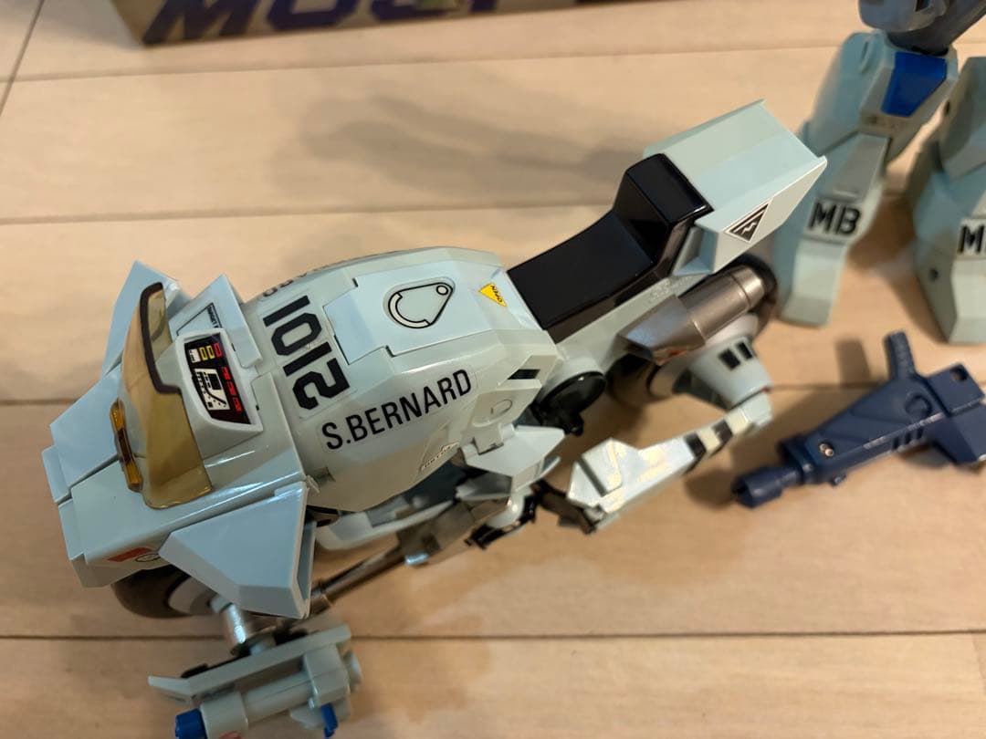 モスピーダ VR-052F 変形ロボット