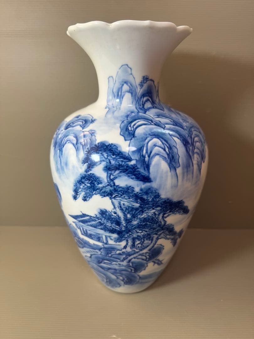 2902 松右衛門作　染付山水　花瓶　35cm