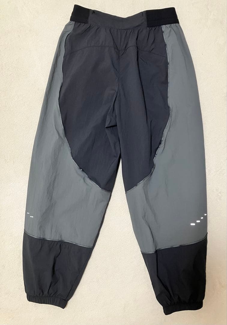 ★美品★NIKE 2点セット （ウィメンズ スウィフトUV ＋ネックウォーマー）