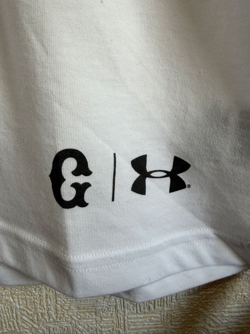 【非売品・直筆サイン】長嶋茂雄終身名誉監督 贈呈品 アンダーアーマー Tシャツ