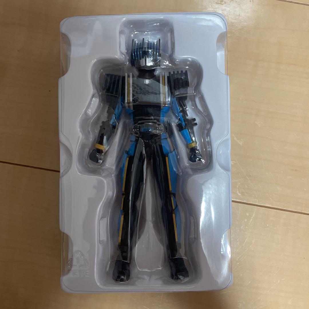 真骨頂 フィギュアーツ 仮面ライダーディエンド