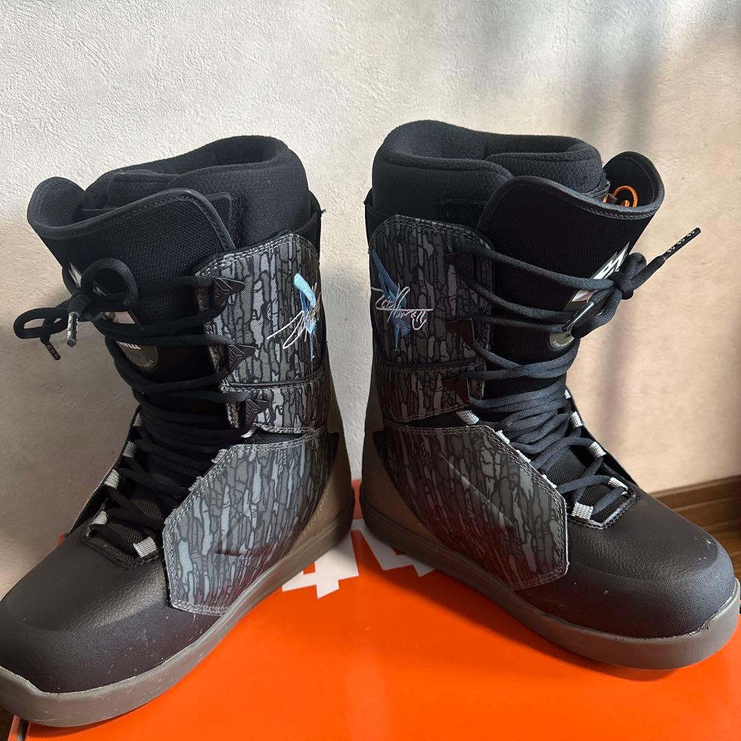 thirtytwo Lashed Powell スノーボードブーツ 25.5cm