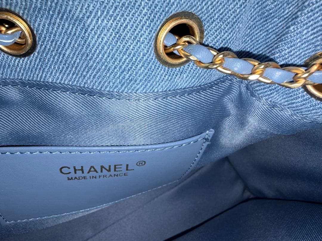 CHANEL デニムブルー キルティングバッグ