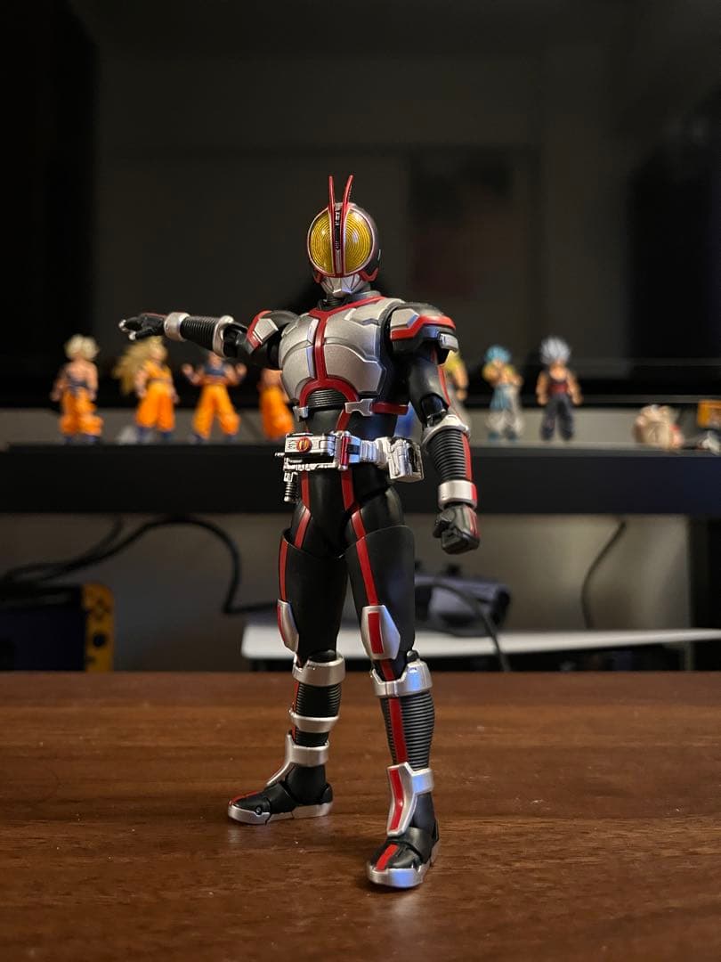 S.H.Figuarts 真骨彫　仮面ライダーファイズ＆仮面ライダー装甲響鬼