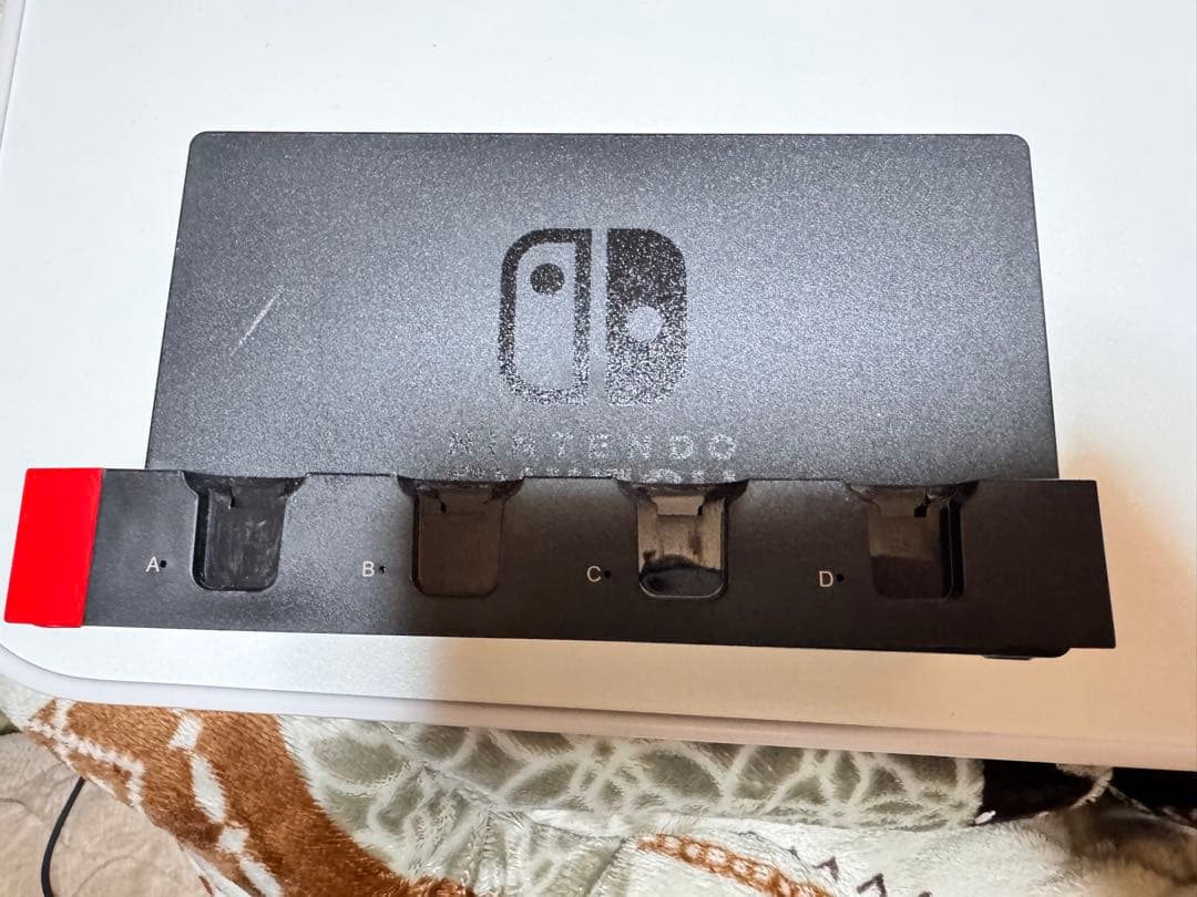 Nintendo Switch 本体 + ドック　＋joycon 4個　＋SD