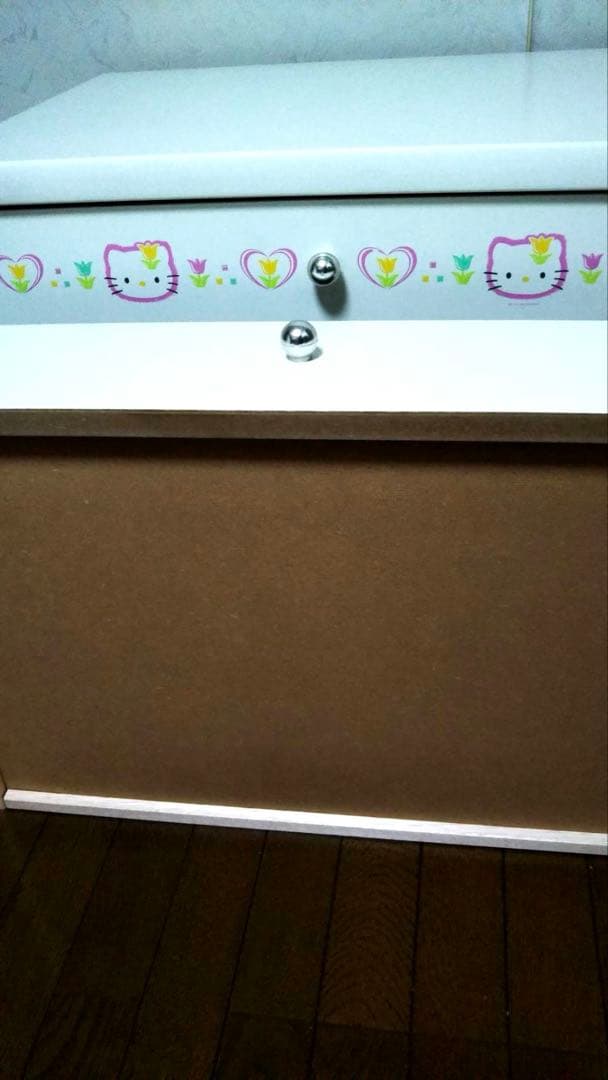 ハローキテイチューリップシリーズ木製ローチェスト