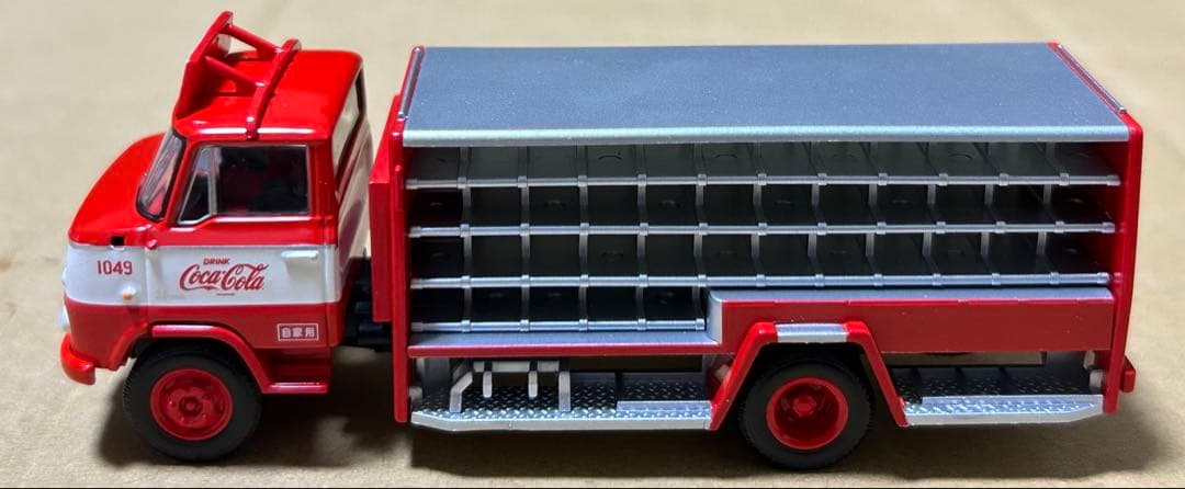 トミカリミテッドヴィンテージ コカコーラ 2台セット