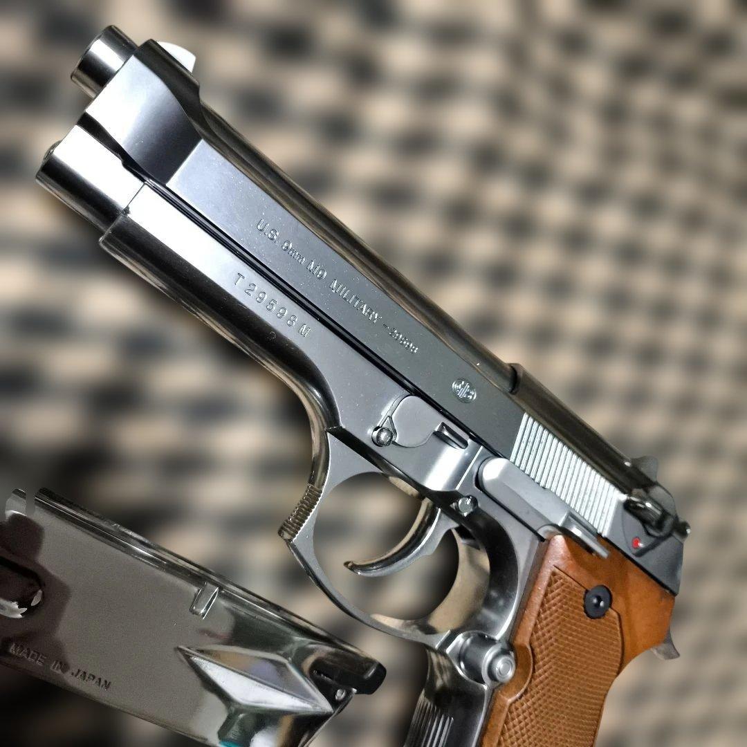 東京マルイ製　M92F　ステンレスモデル　ウッド調グリップ　状態良好