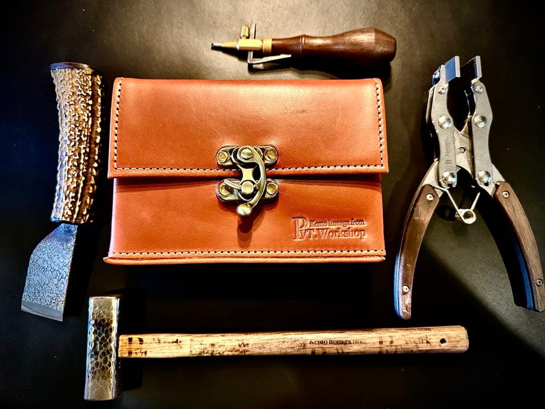 在庫入れ替えSALE！Pvt.Workshop 極　本革　デッキケース