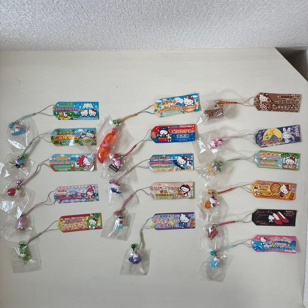 ご当地キティ　地域限定根付け　まとめ売り