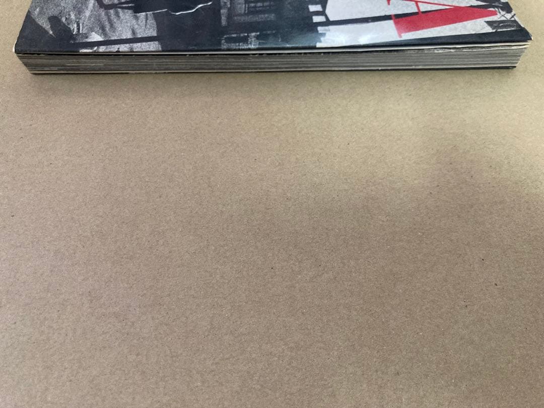 『石内都 写真集 絶唱、横須賀ストーリー』セール中