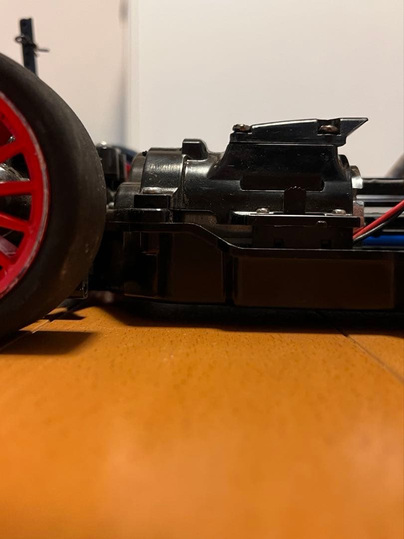 電動ラジコンカー TT-02シャーシ