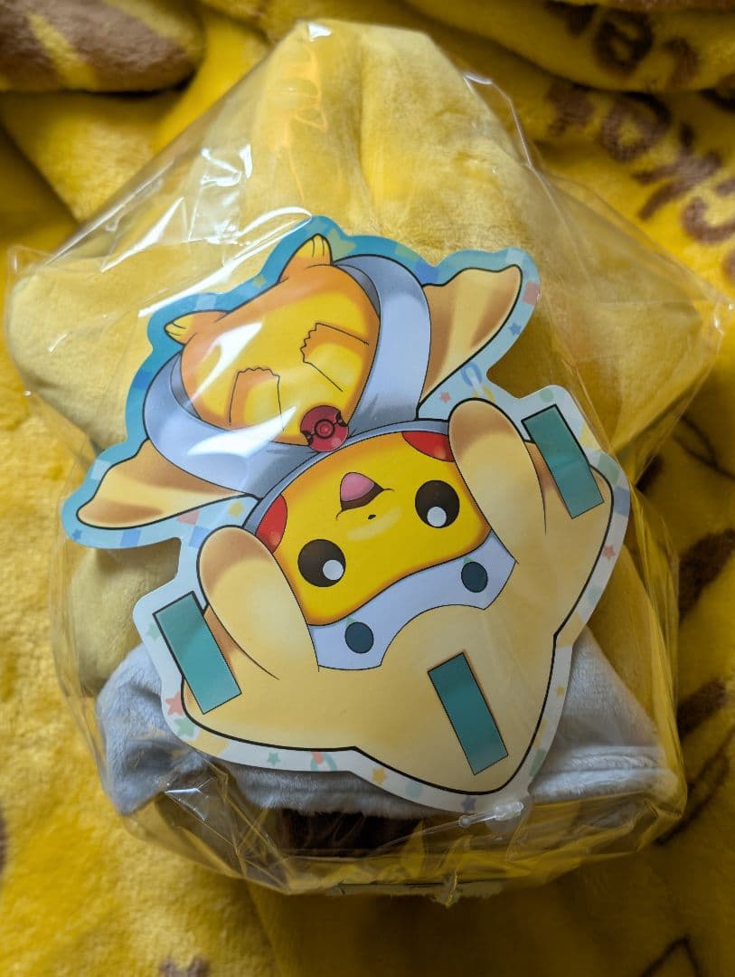 ポケモンセンタートウホク　ピカチュウ ジラーチ ぬいぐるみ