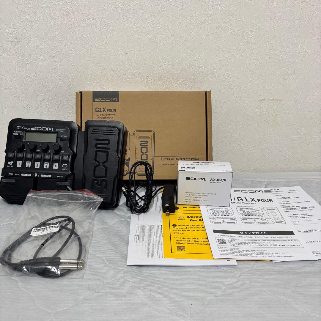 ZOOM G1X FOUR 極美品 『シールドおまけ付き』