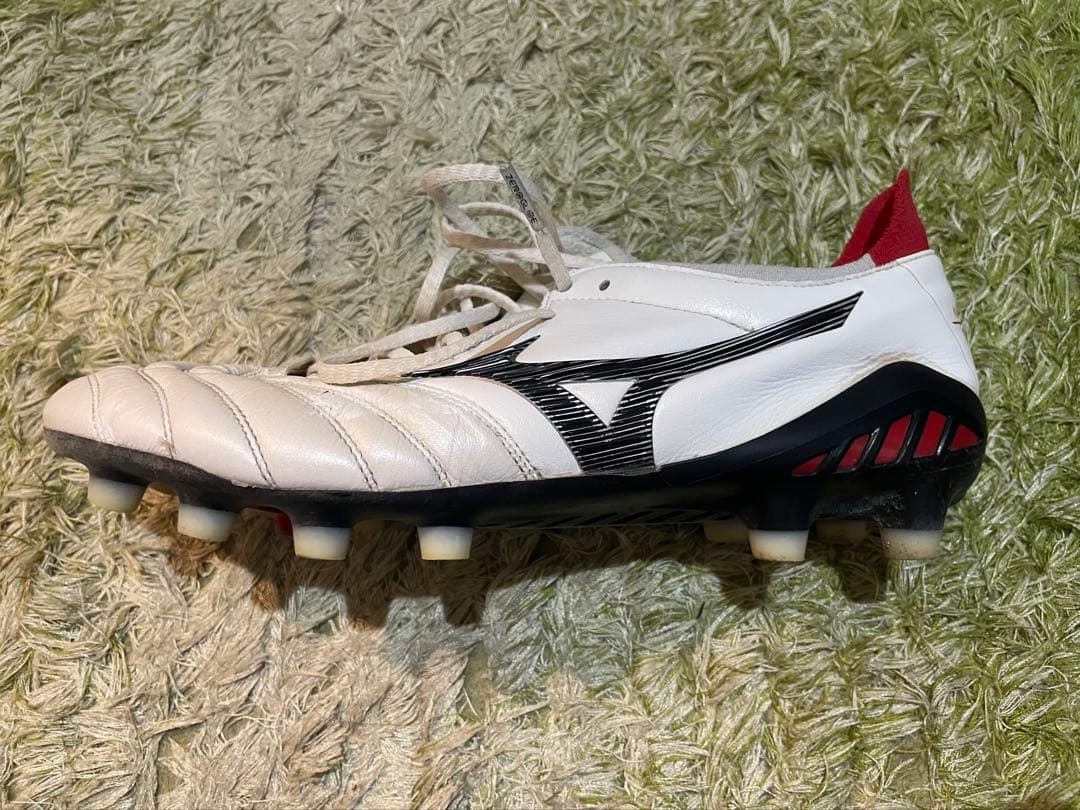 ミズノ　モレリアネオ3Japan 24cm