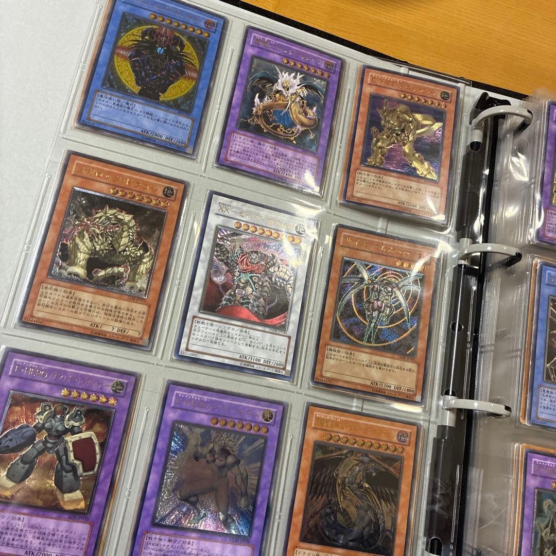 遊戯王OCG 引退品　初期　旧レリーフ　プリズマ　25th 真紅眼の黒竜