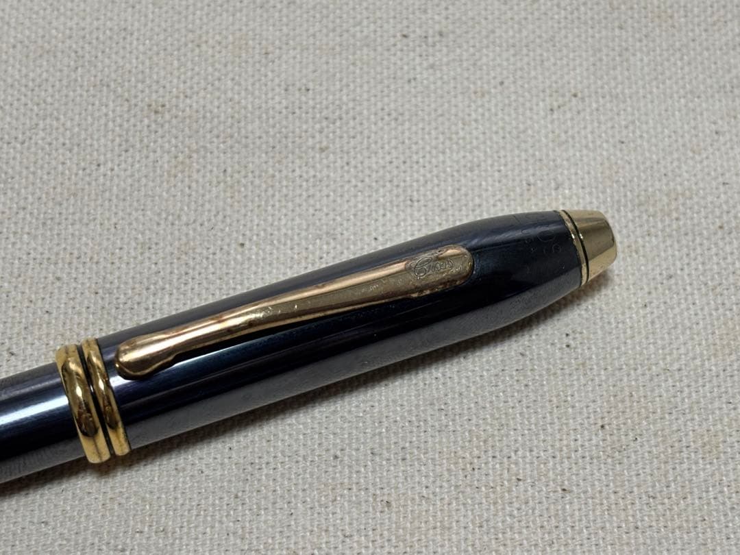 クロス　万年筆　Mニブ　黒　金
