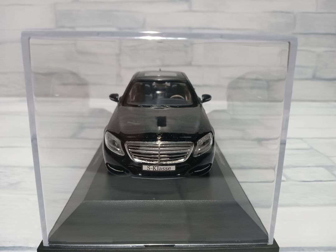 1/43 ベンツ　ディーラー正規モデル　ミニカー　Sクラス　W222　ブラック