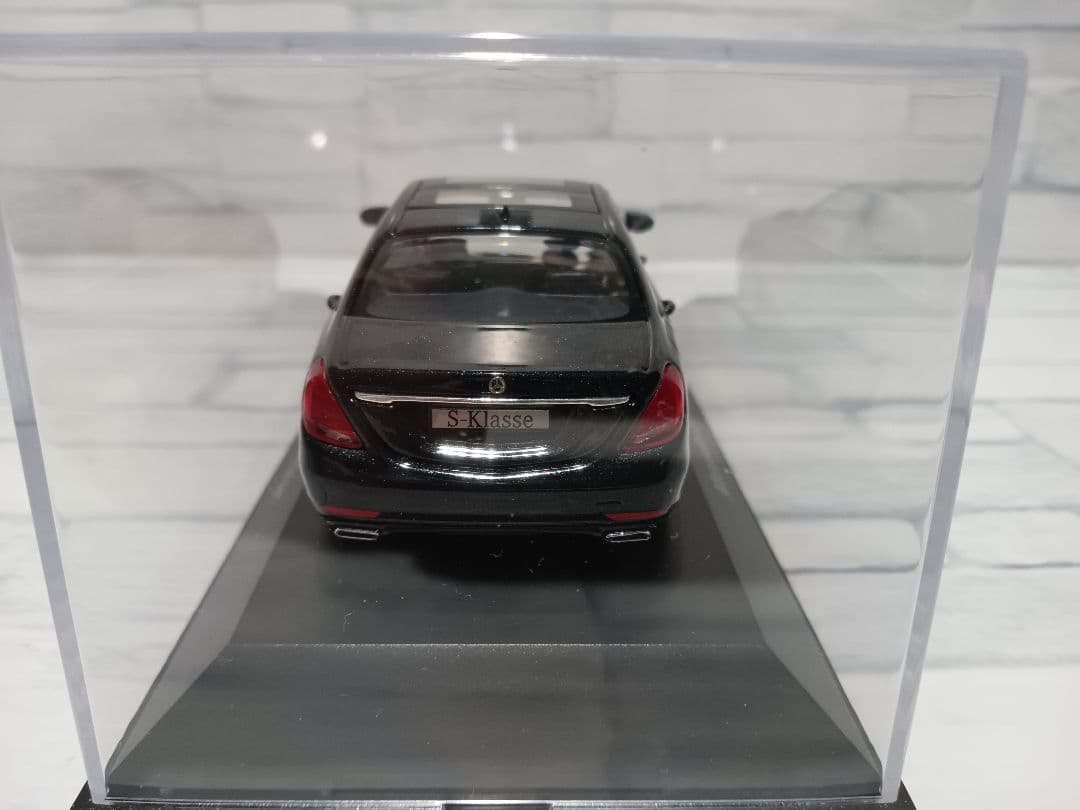 1/43 ベンツ　ディーラー正規モデル　ミニカー　Sクラス　W222　ブラック