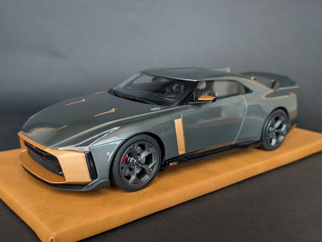 GTスピリット 1/18 NISSAN GT-R 50 イタルデザイン グレー