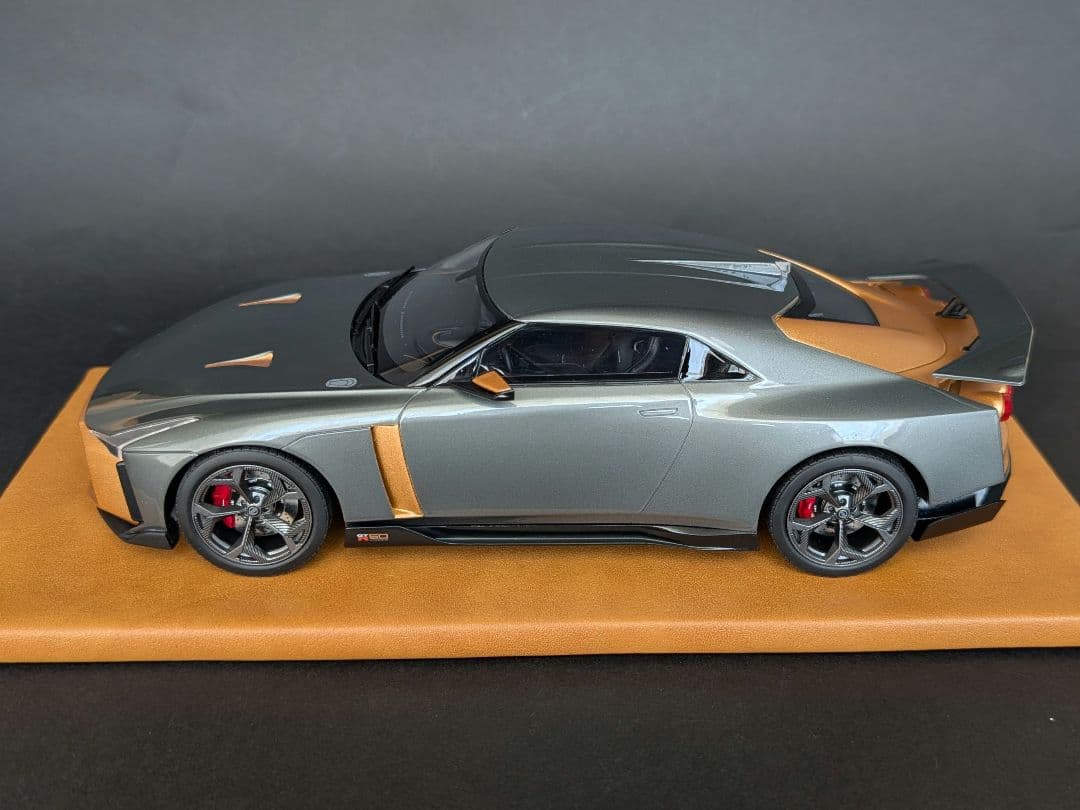 GTスピリット 1/18 NISSAN GT-R 50 イタルデザイン グレー