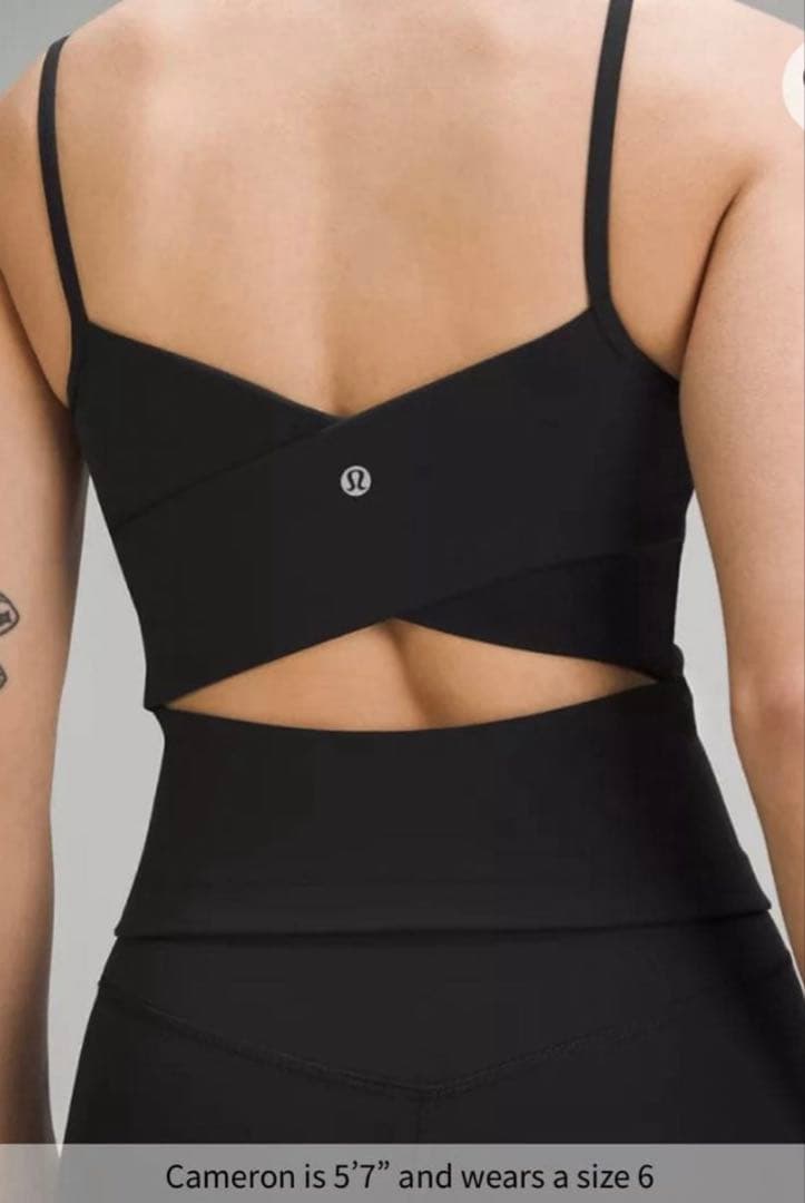 ルルレモンLululemon 黒 Nuluクロスバックタンクトップキャミサイズ4