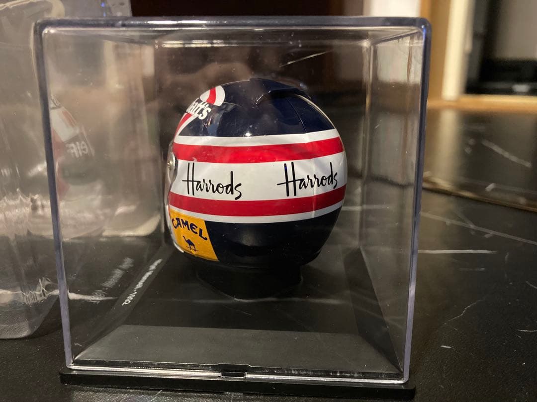 ヘルメットコレクション　キャメル仕様　ビッグスケールF1コレクション　1/5