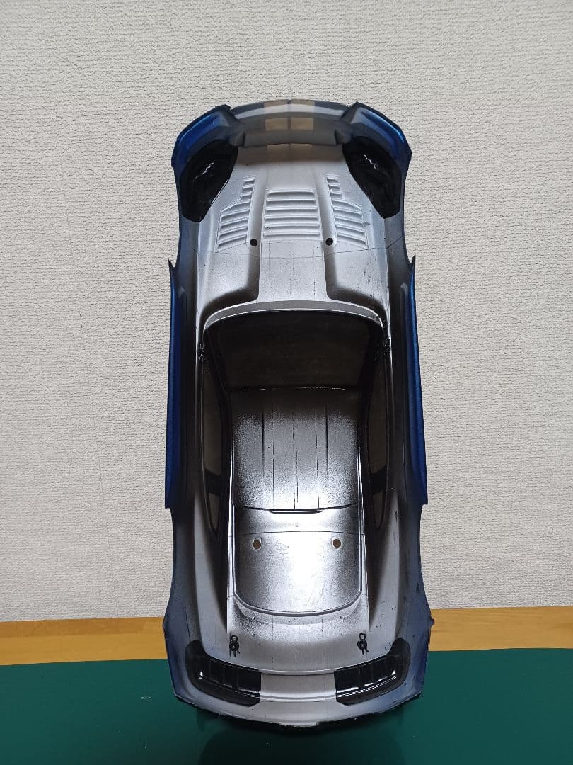 タミヤ　TT-02　ラジコン　フォードマスタング、ヤリス