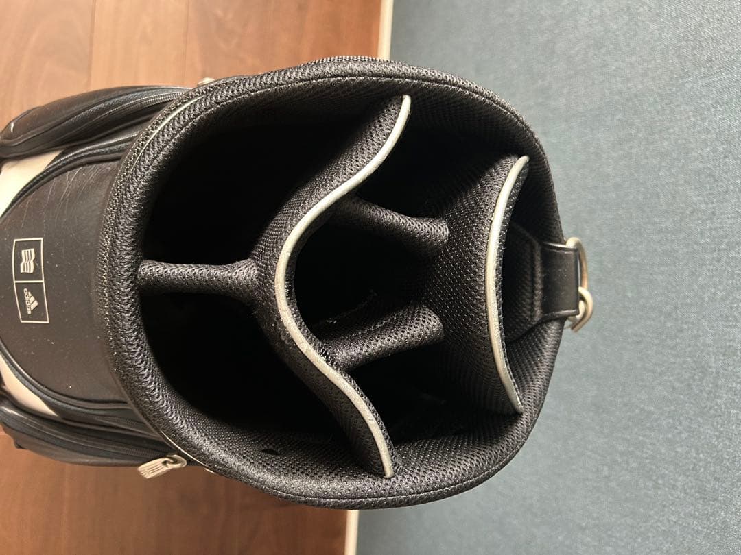 adidas キャディバッグ 黒/白